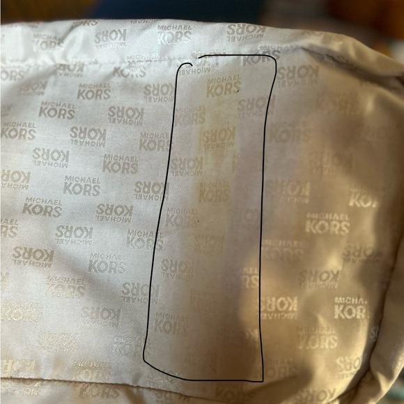 Michael Kors tote - Picture 4 of 6